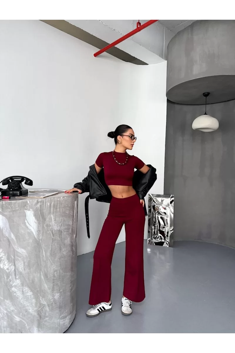 Osy Modal Yumuşak Dokulu Kumaş Kısa Kollu Crop Alt ispanyol Paça Pantalon ikili Takım
