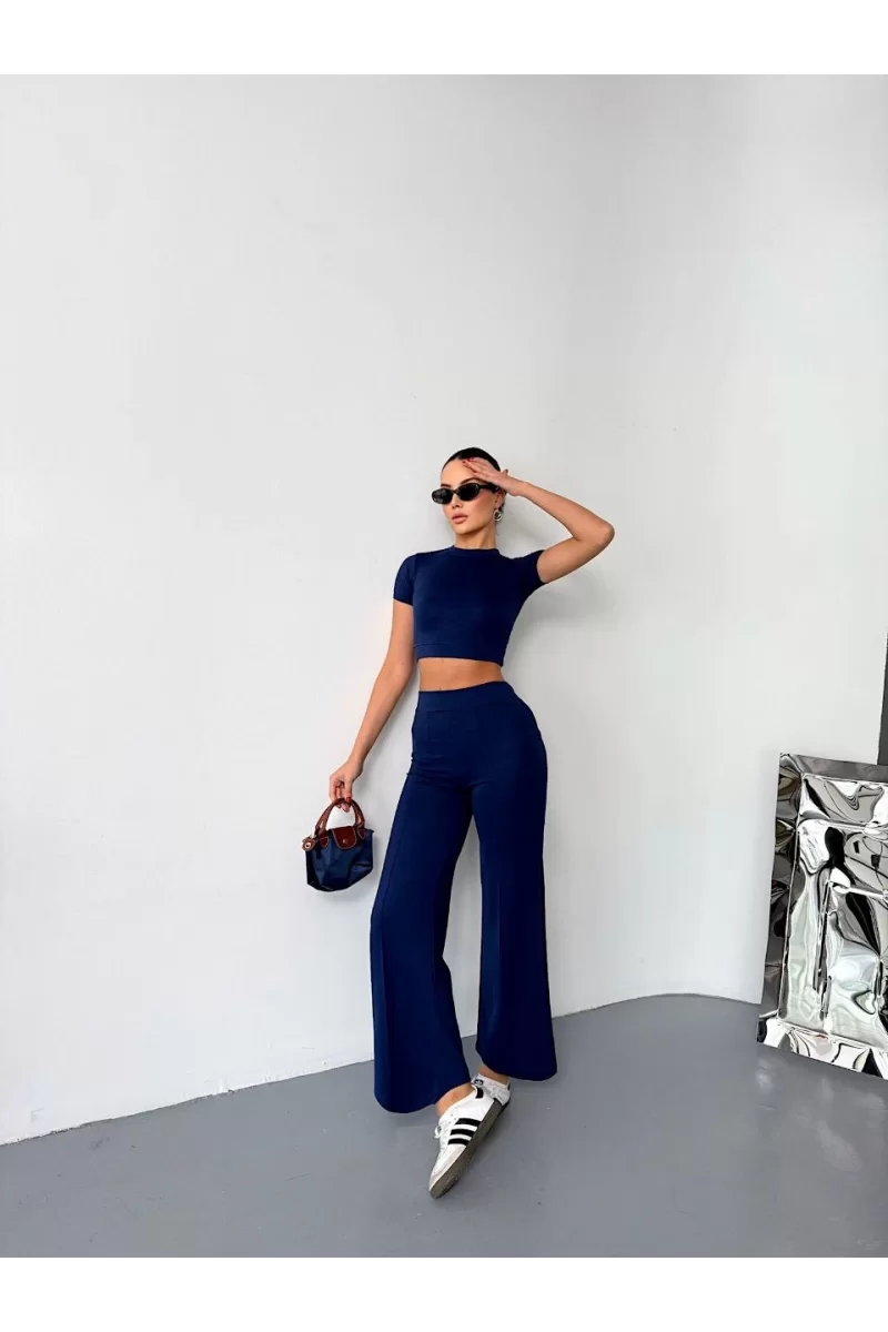 Osy Modal Yumuşak Dokulu Kumaş Kısa Kollu Crop Alt ispanyol Paça Pantalon ikili Takım